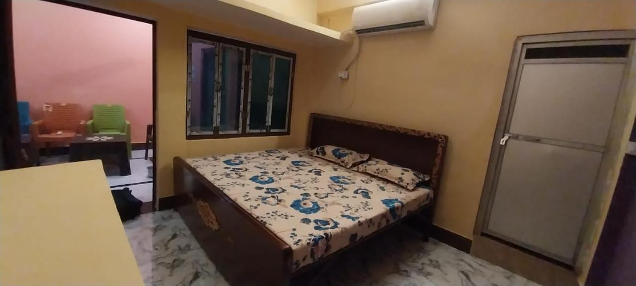 Hotel Aadi Shakti Bhawan à Ayodhya Extérieur photo